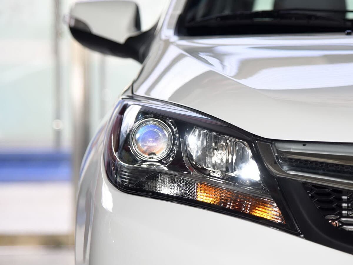 Haima E3 I — Fara