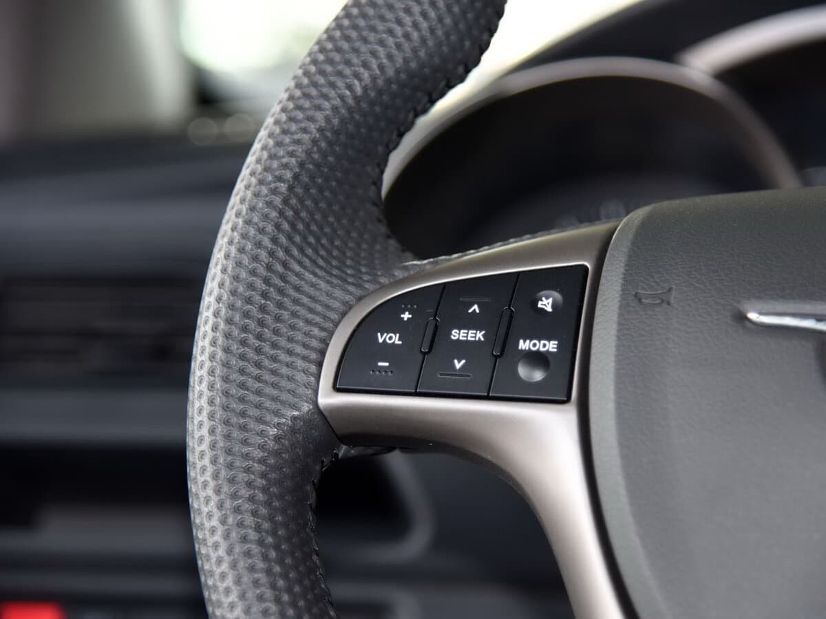 Haima E3 I — Salon, arxadan
