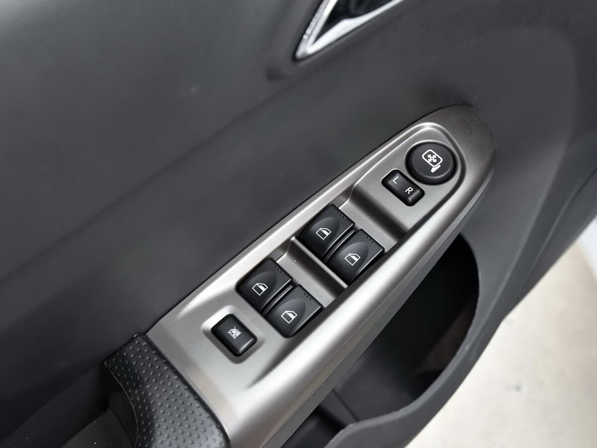 Haima E3 I Restayling — Qapı