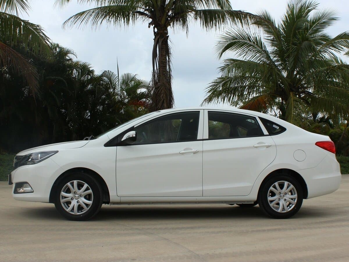 Haima M3 2014 – 2017 — Yandan