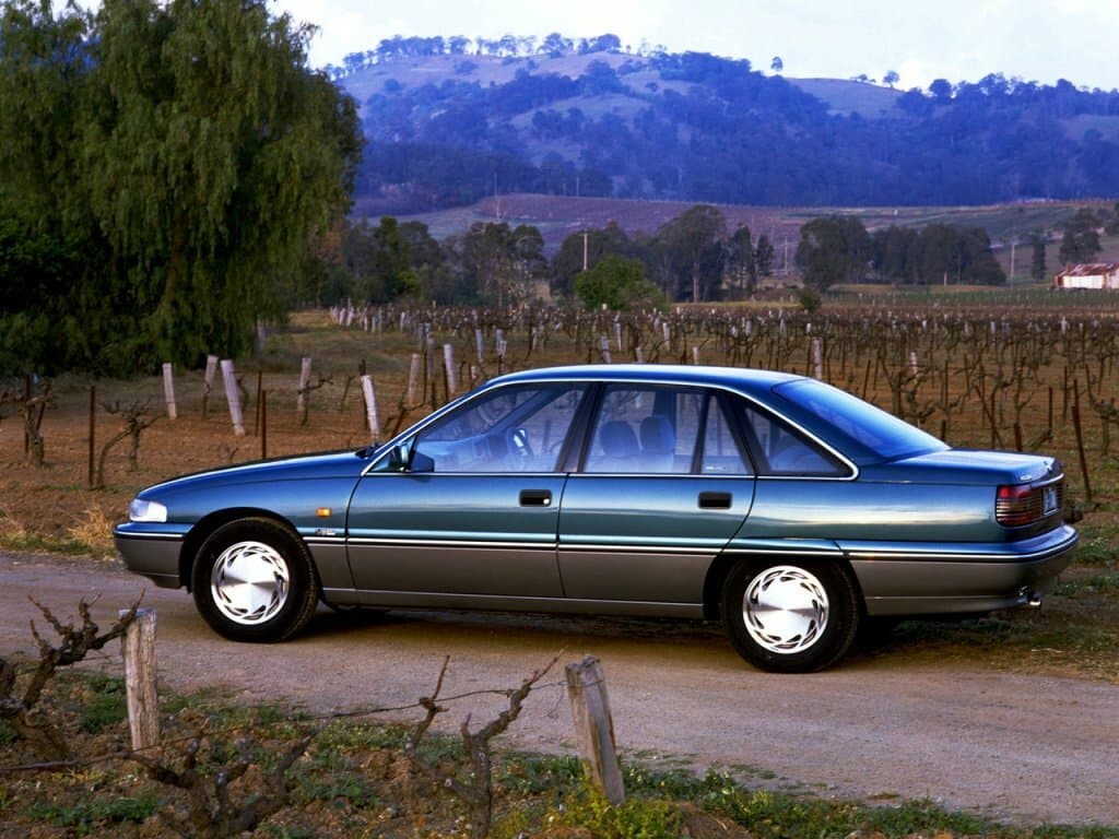 Holden Commodore II — Yandan