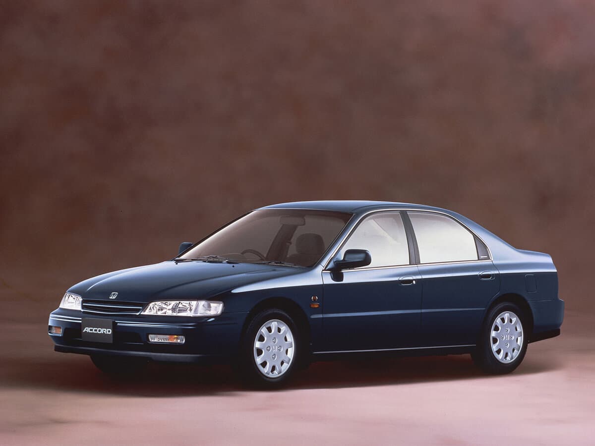 Honda Accord V