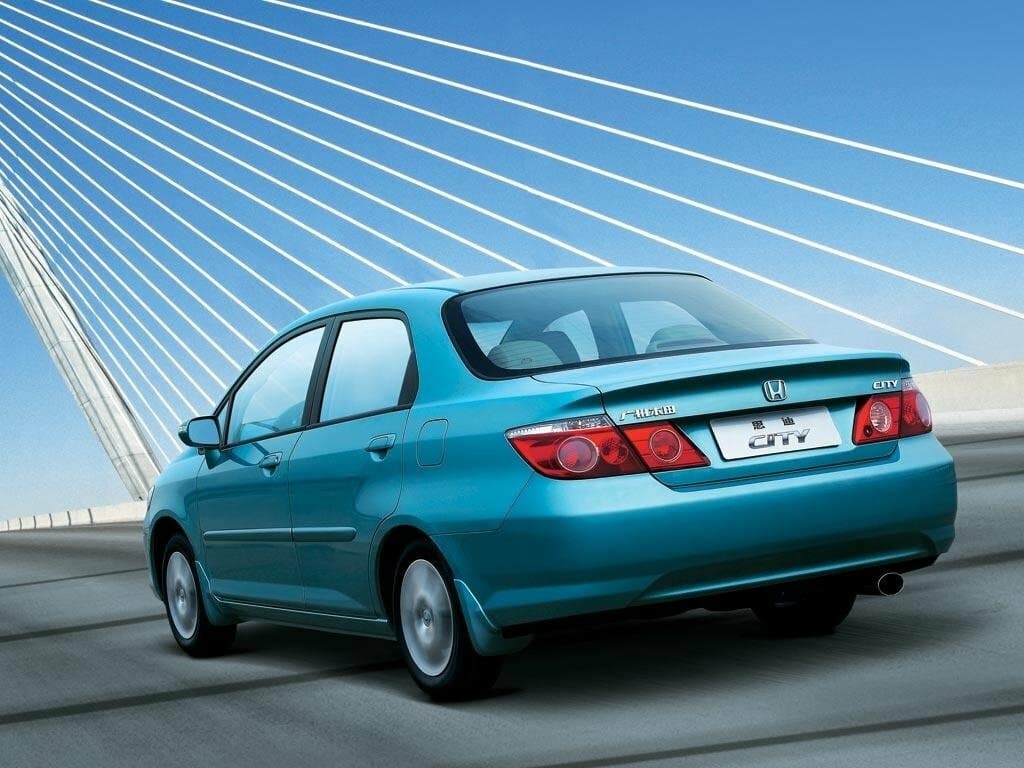 Honda City IV — 3/4 arxadan