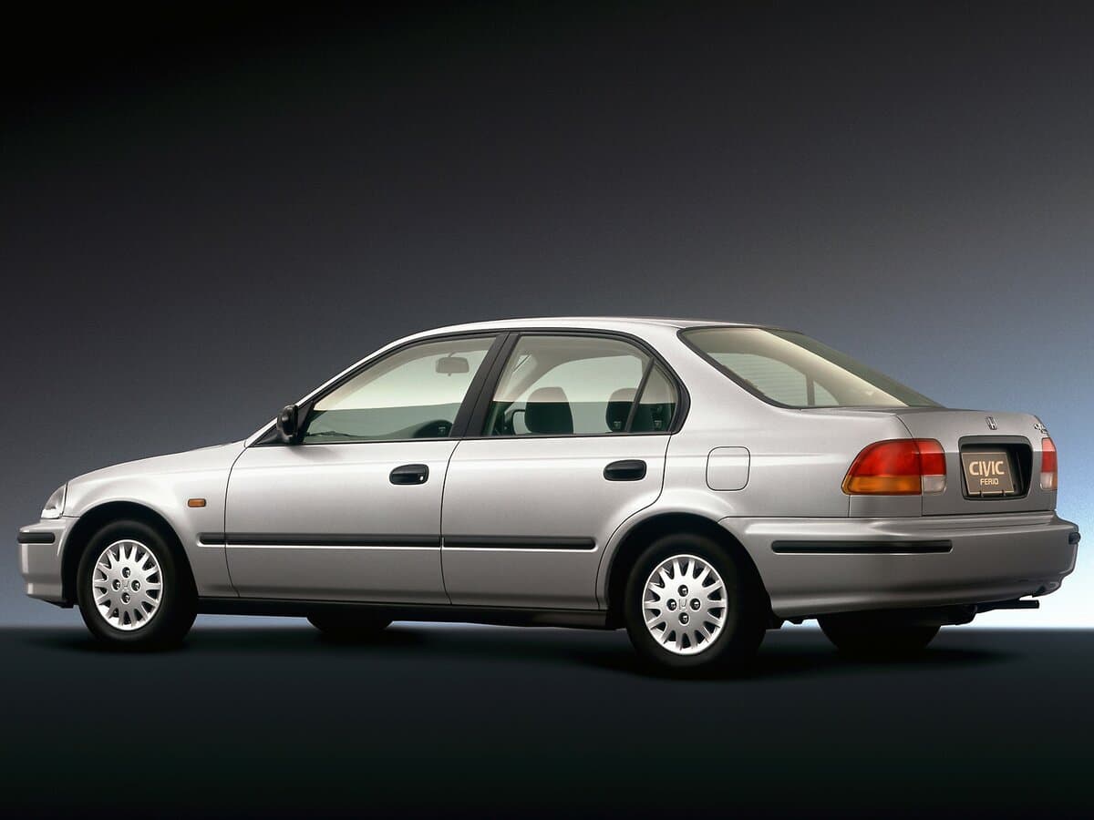 Honda Civic VI — 3/4 arxadan