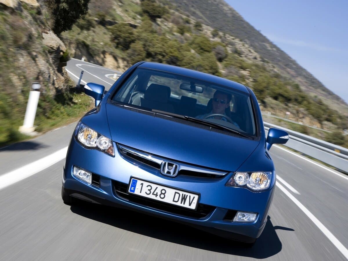 Honda Civic VIII — Öndən