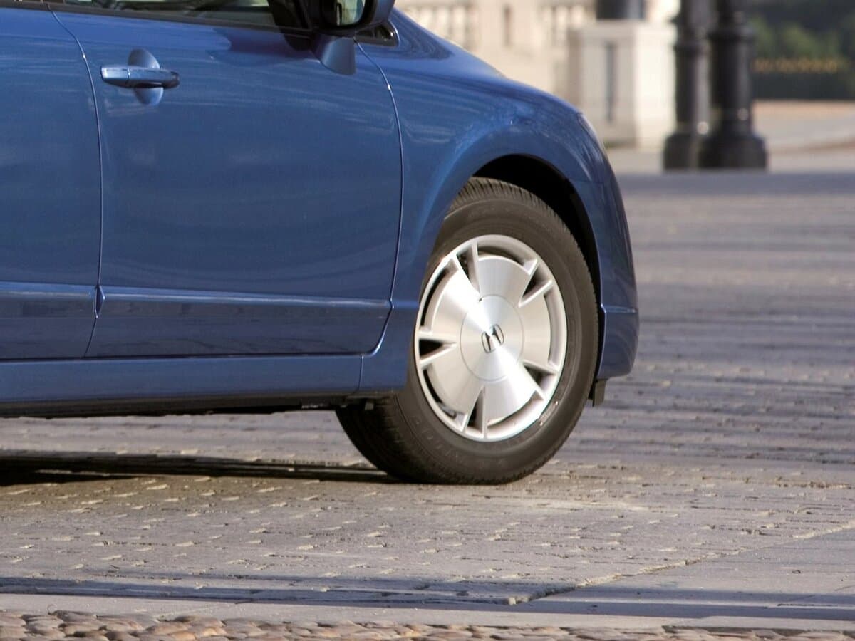 Honda Civic VIII — Təkər