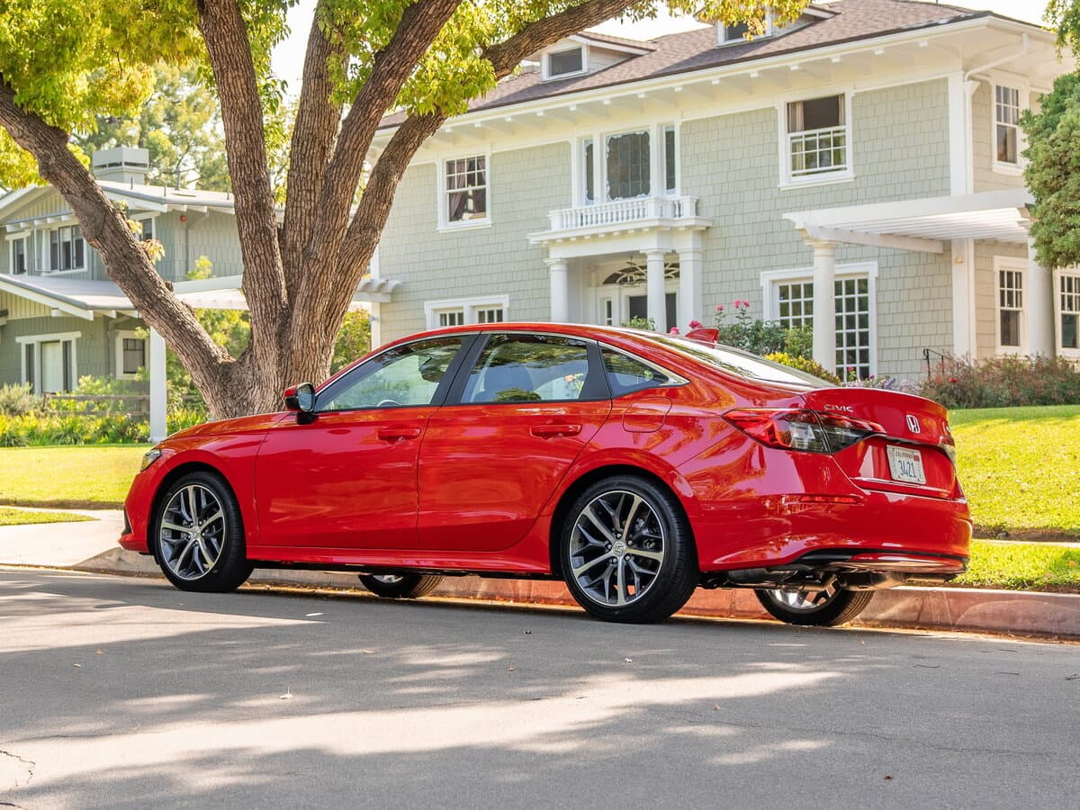Honda Civic XI — 3/4 arxadan