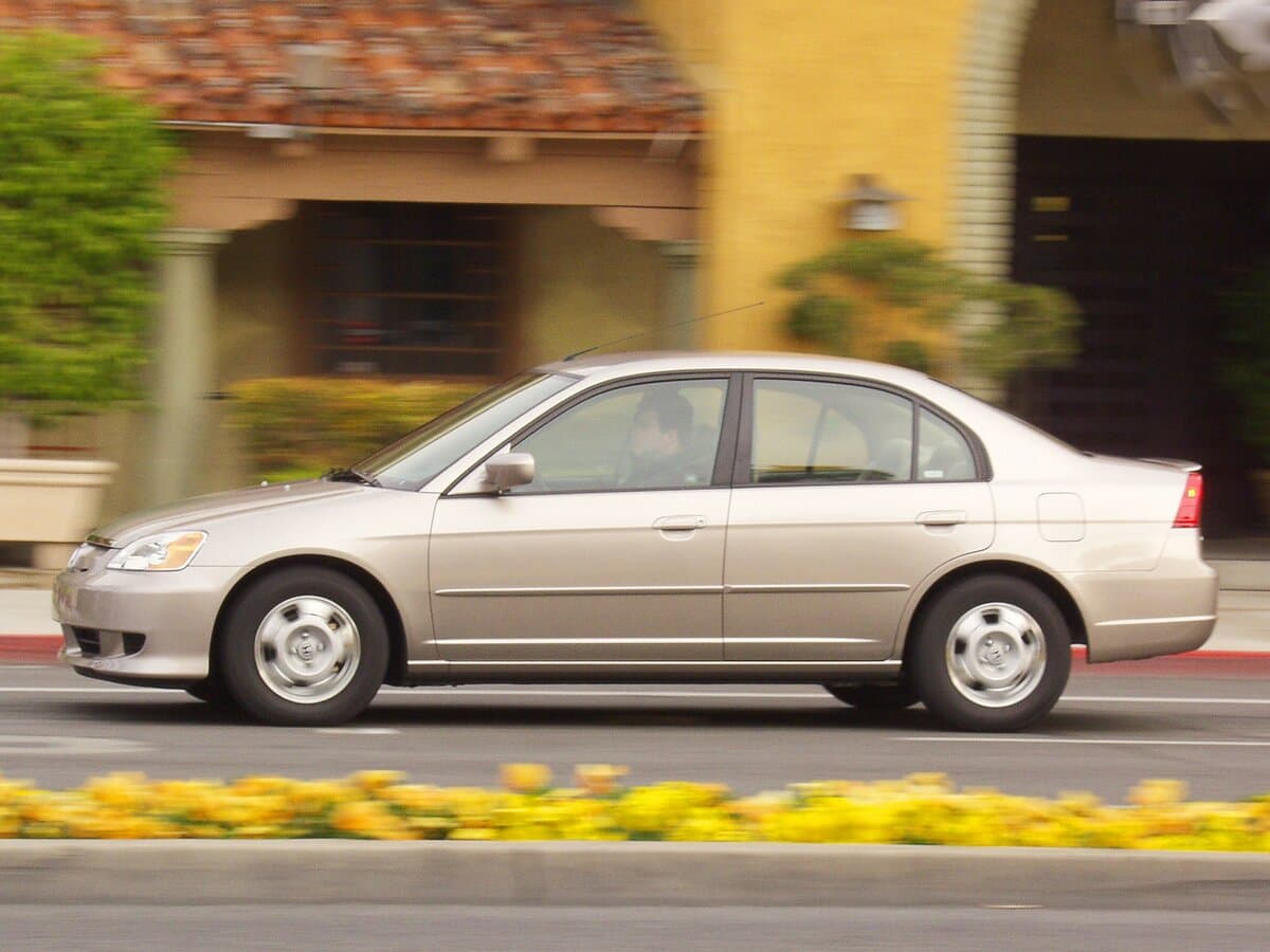 Honda Civic Ferio III — Yandan