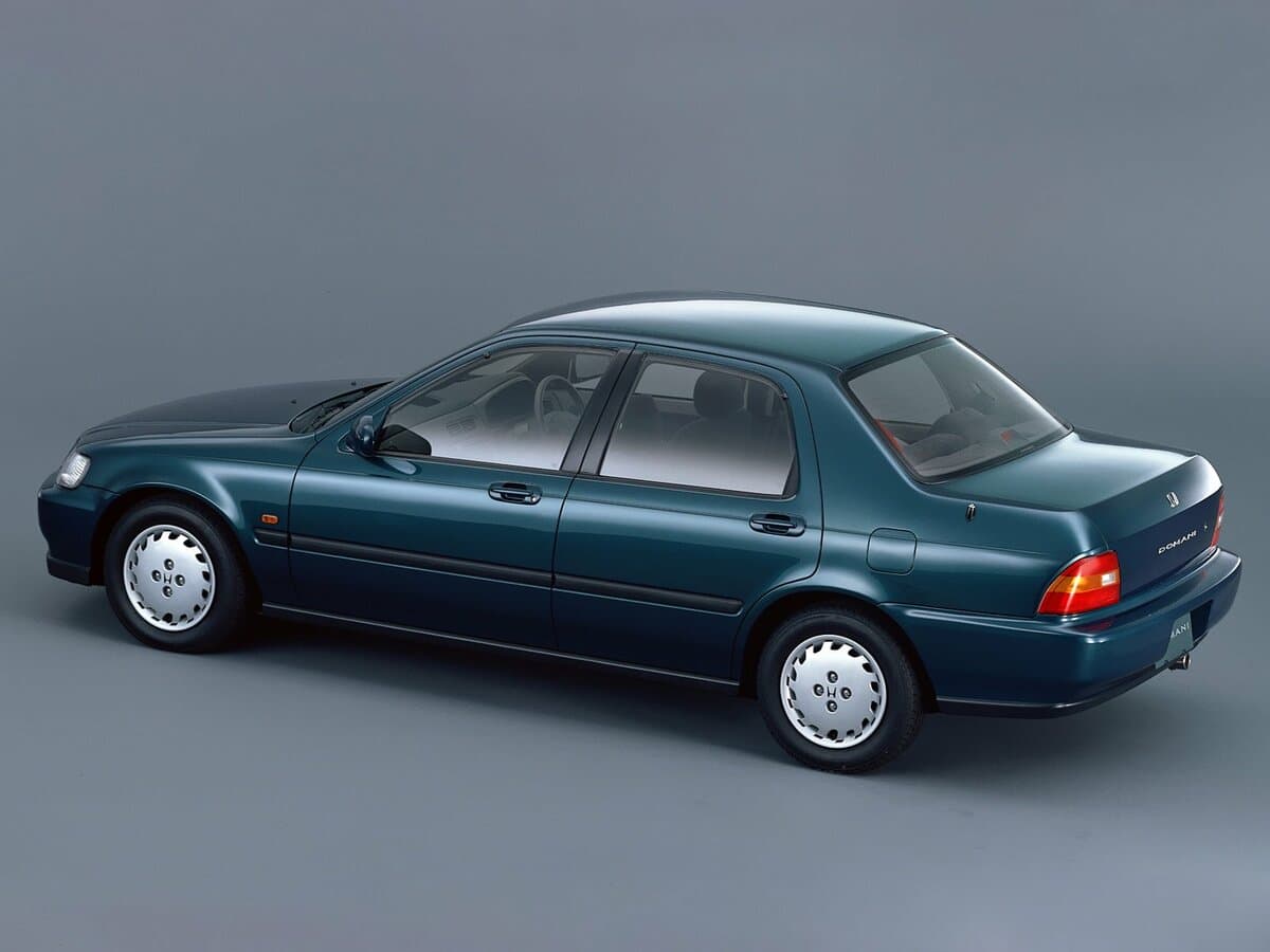Honda Domani I — 3/4 arxadan