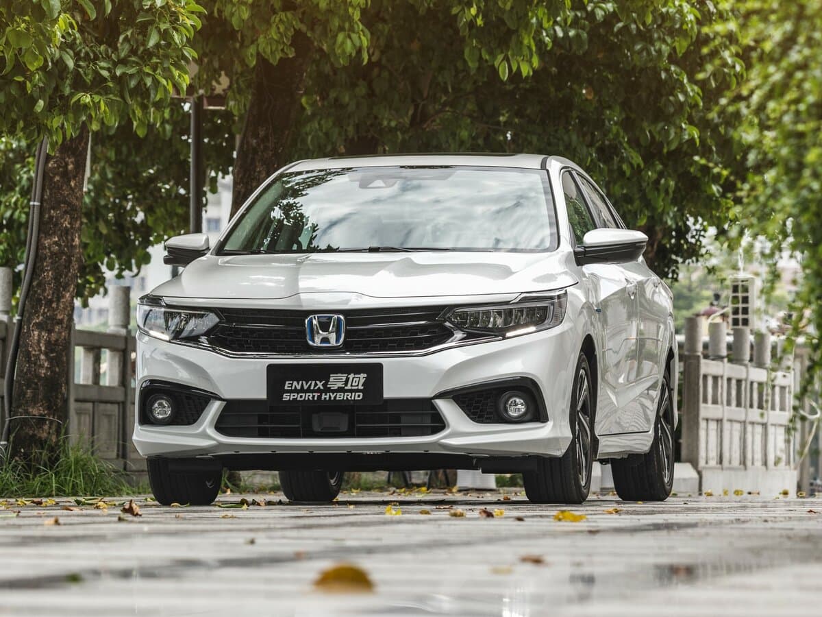 Honda Envix I — Öndən