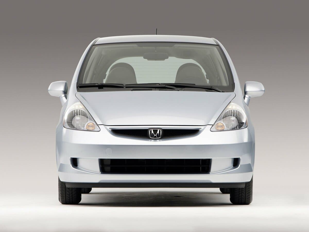 Honda Fit I — Öndən