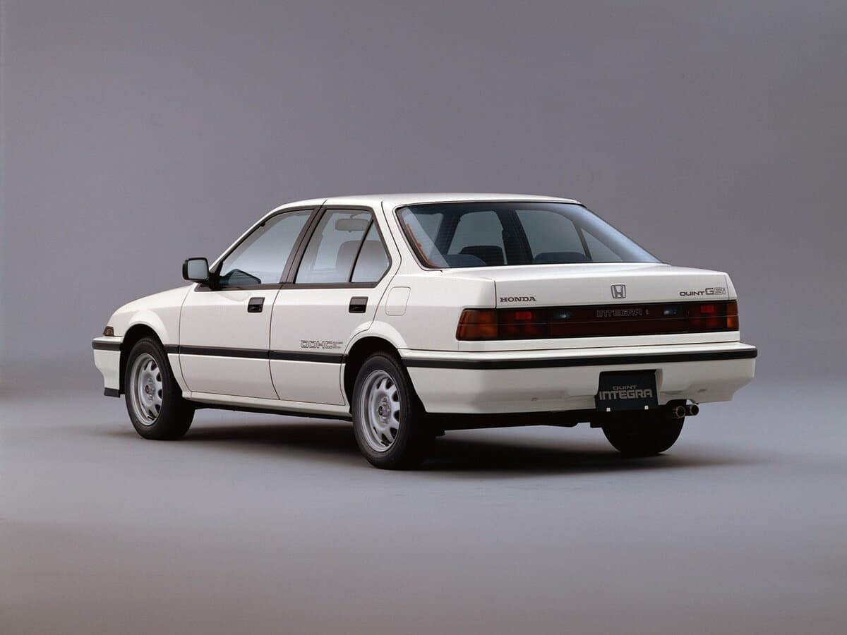 Honda Integra I — 3/4 arxadan