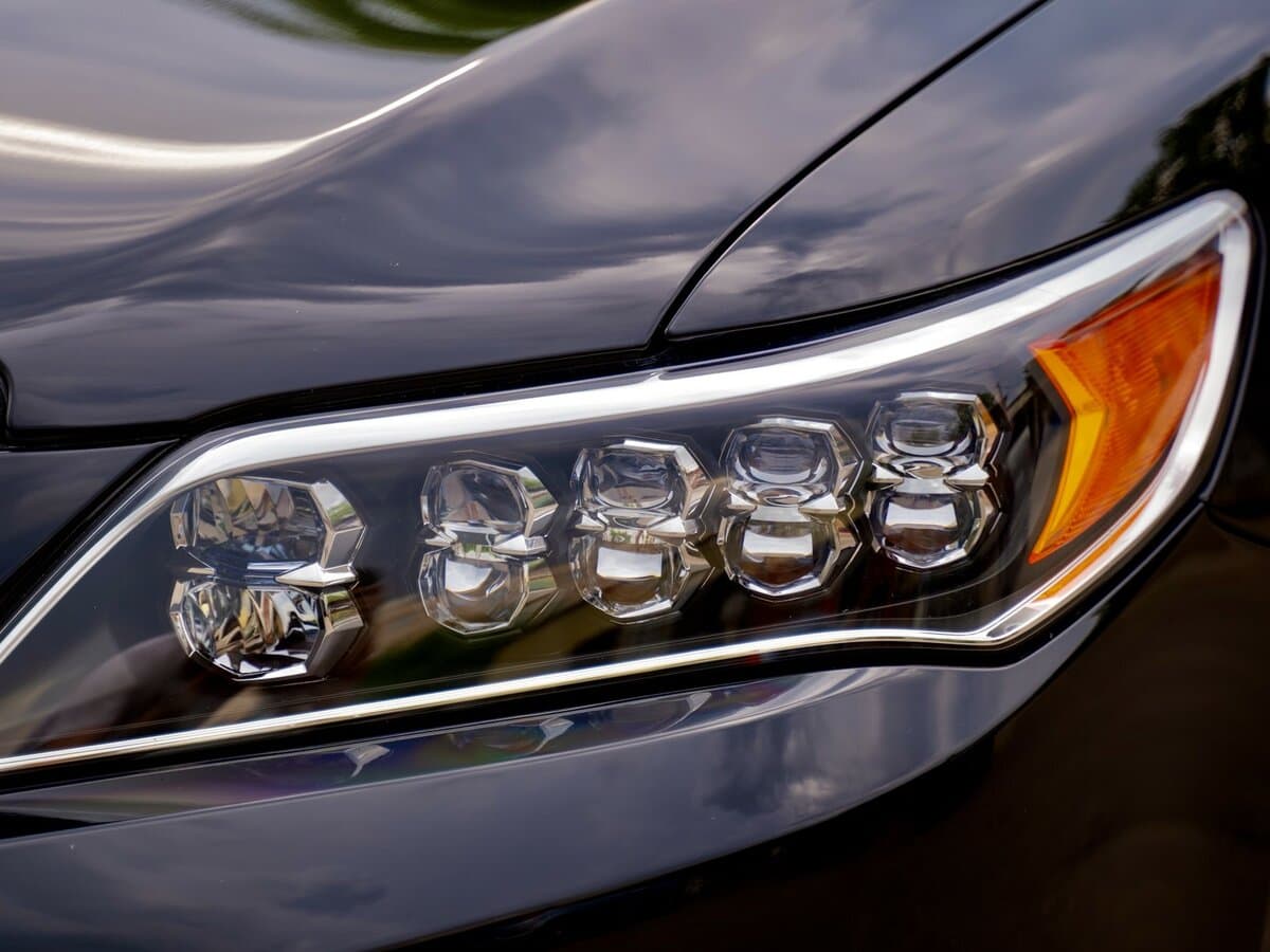 Honda Legend V — Fara