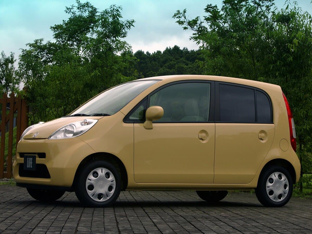 Honda Life IV — Yandan