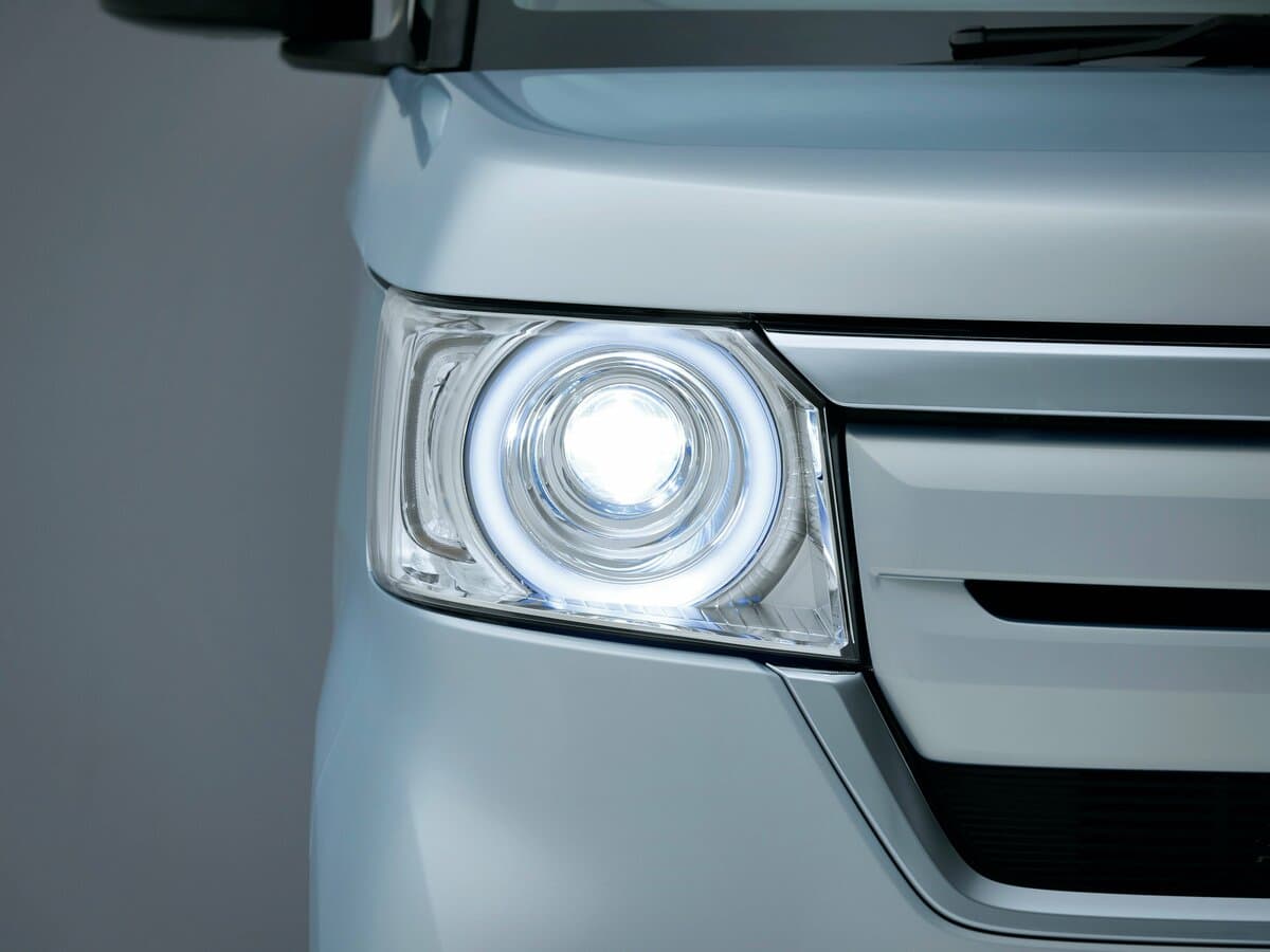 Honda N-BOX II — Fara
