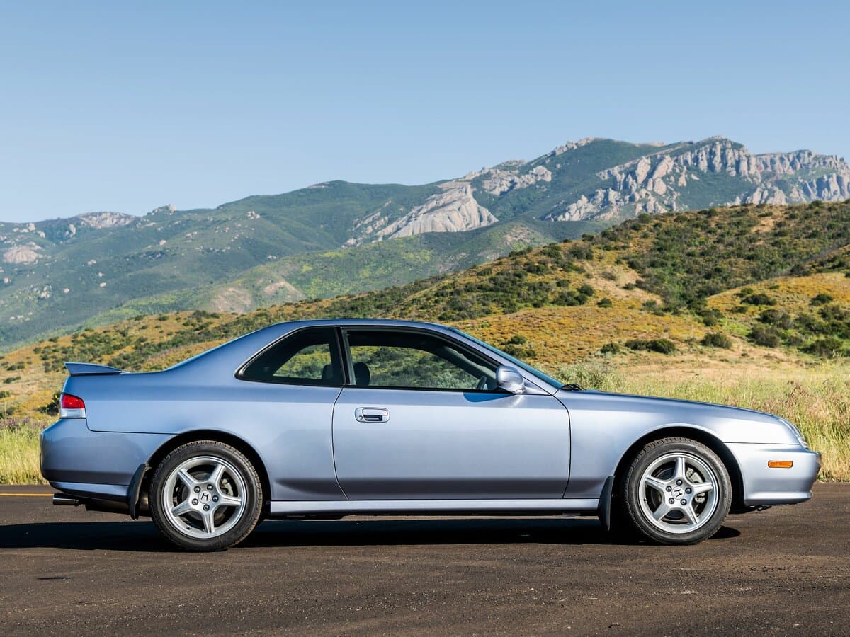 Honda Prelude V — Yandan
