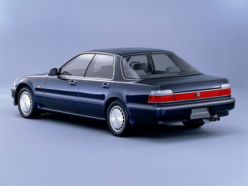 Honda Vigor III — 3/4 arxadan