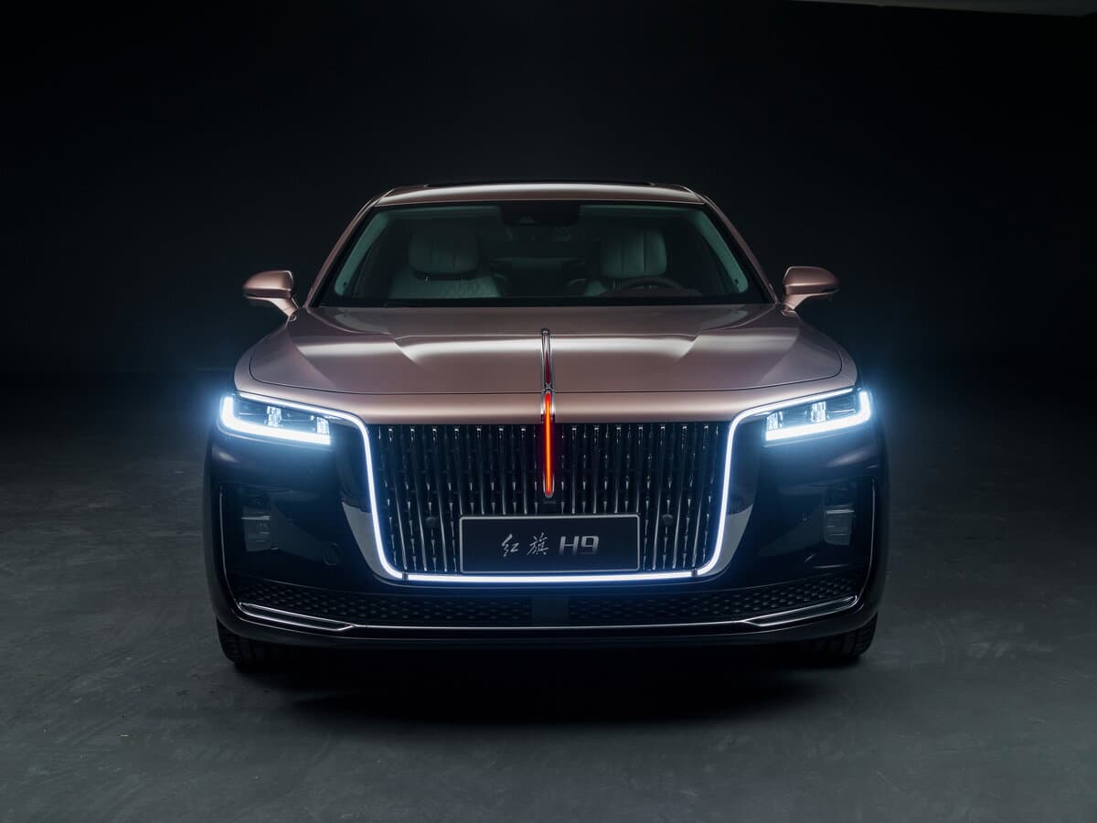 Hongqi H9 I — Öndən