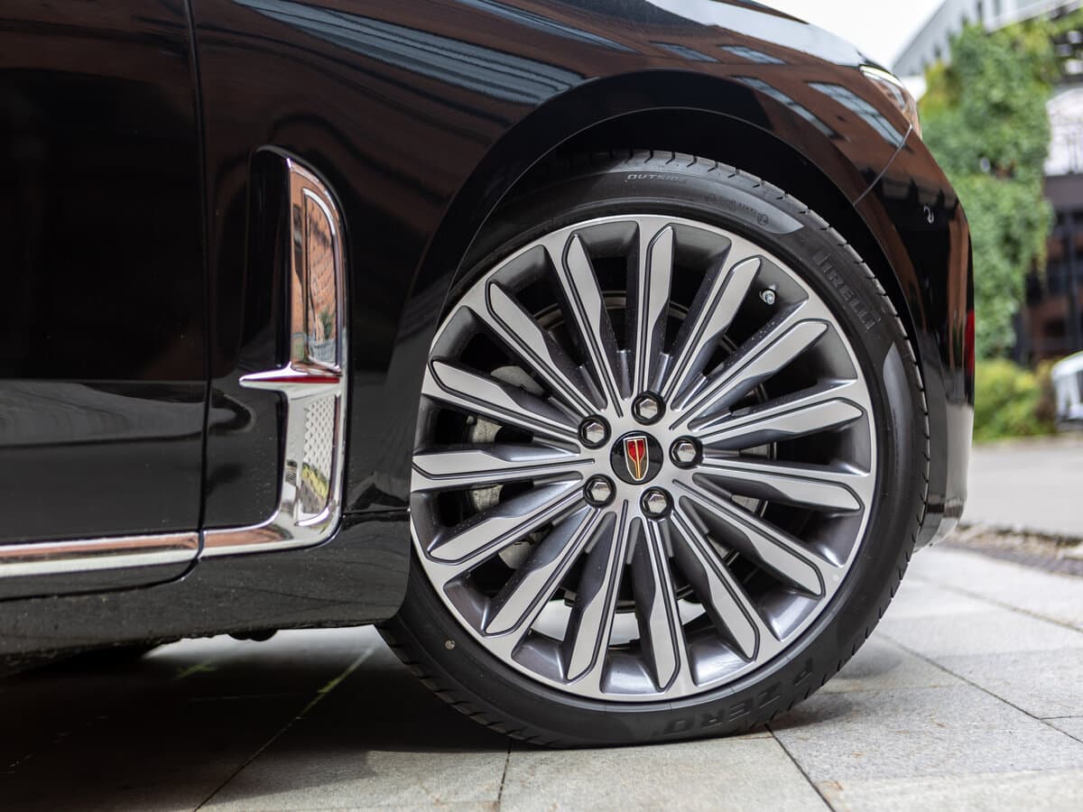 Hongqi H9 I — Təkər
