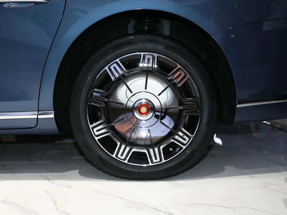 Hongqi L5 II — Təkər