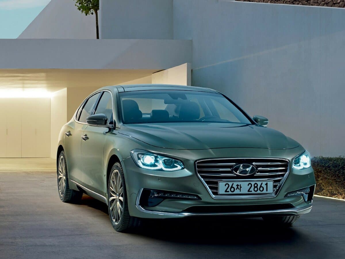 Hyundai Azera III — Öndən