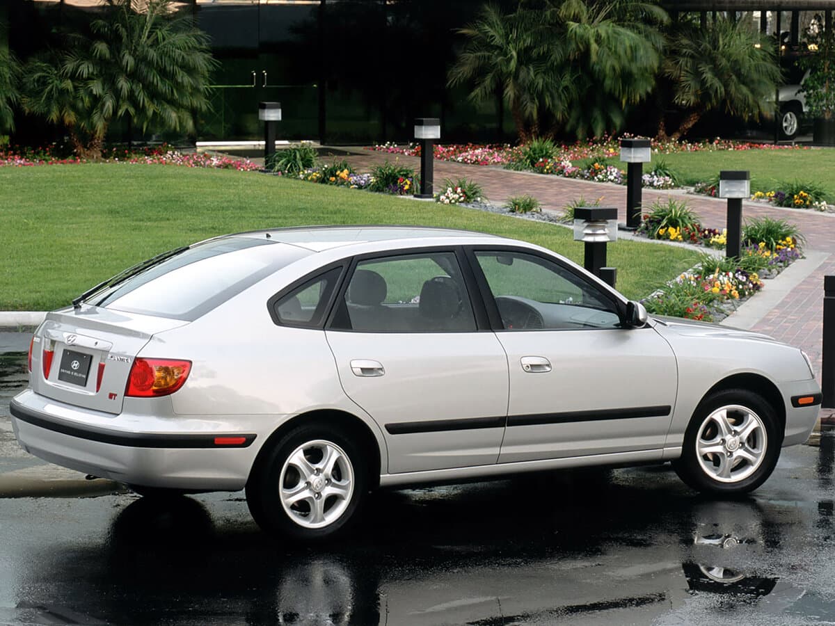 Hyundai Elantra III (XD) — Yandan