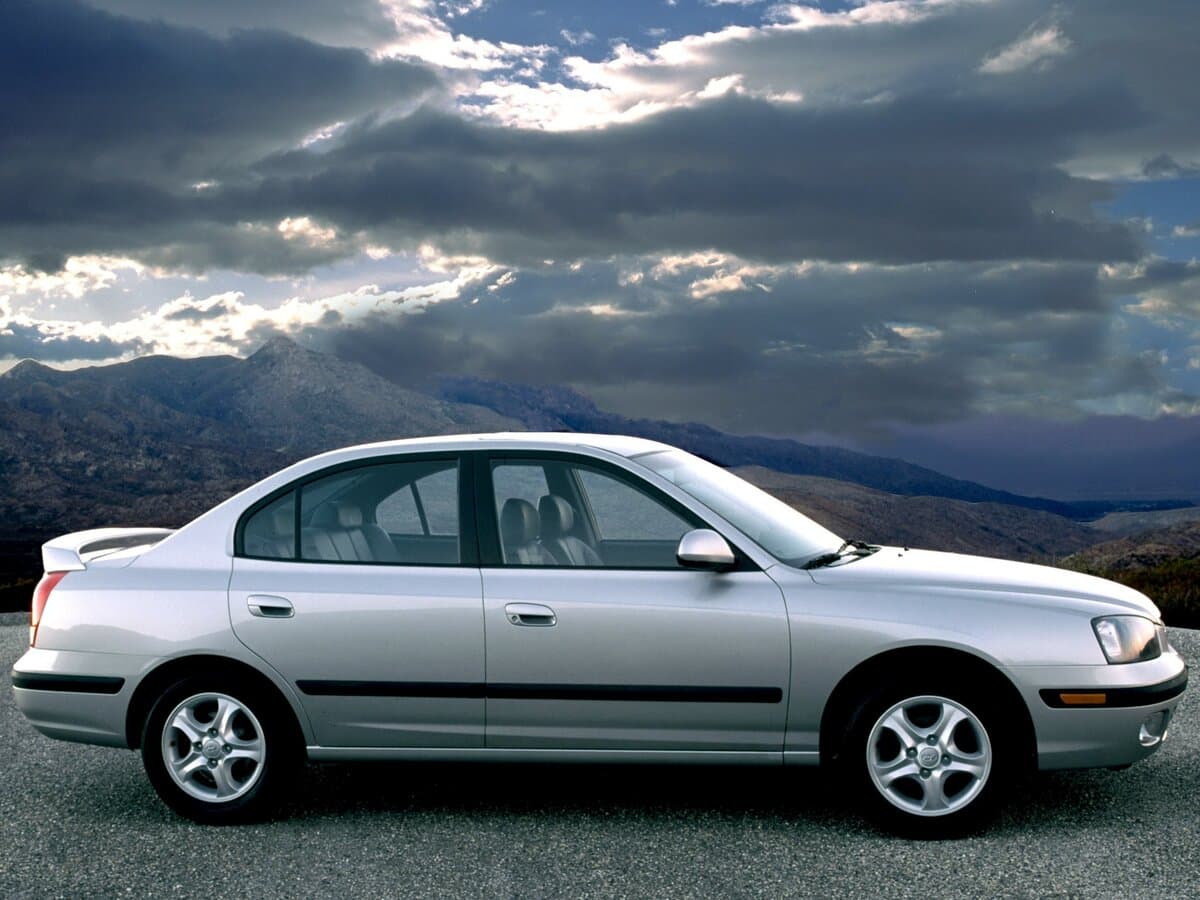 Hyundai Elantra III (XD) — Yandan