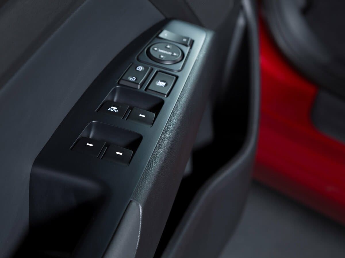 Hyundai Elantra VI (AD) — Qapı