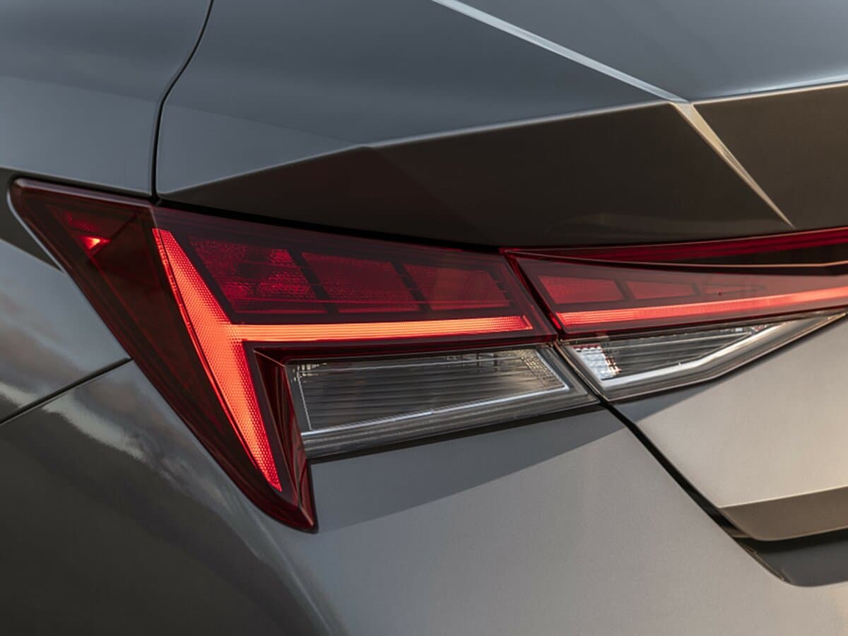 Hyundai Elantra VII (CN7) Restayling — Detal