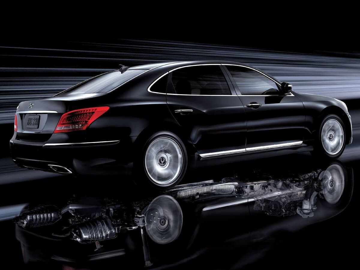 Hyundai Equus II — 3/4 arxadan