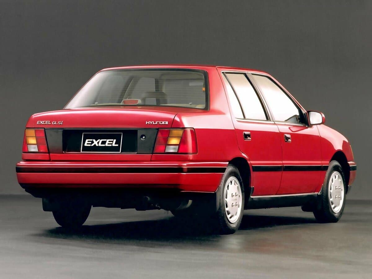 Hyundai Excel II — 3/4 arxadan