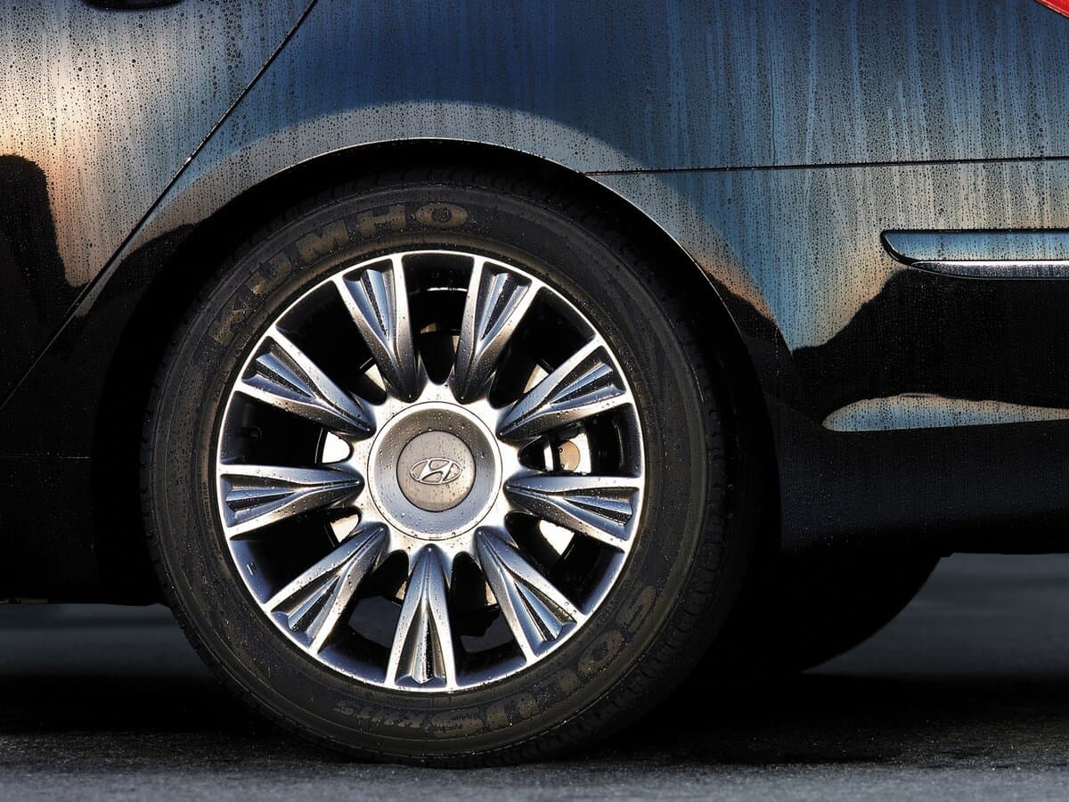 Hyundai Genesis I — Təkər