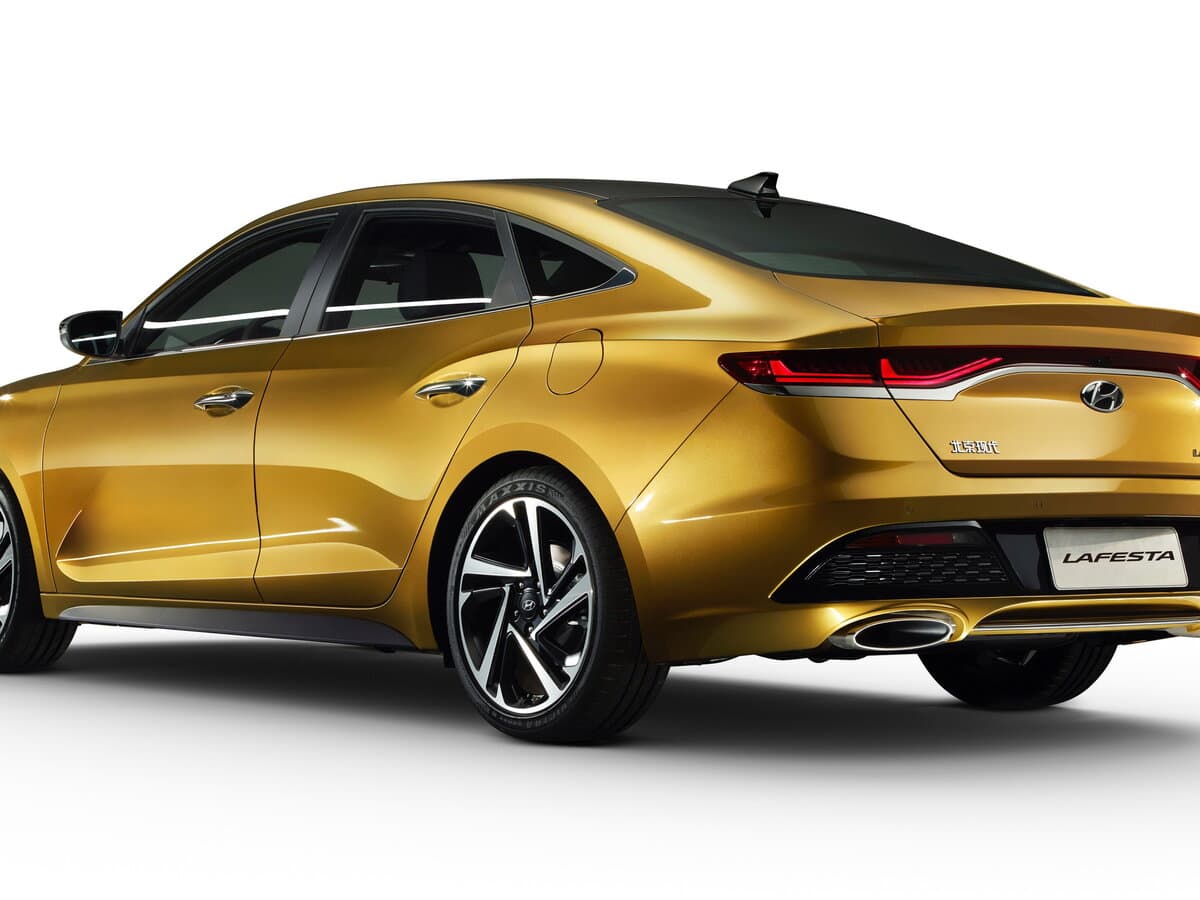 Hyundai Lafesta I — 3/4 arxadan