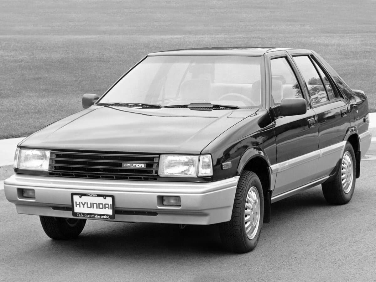 Hyundai Pony X1 — Öndən