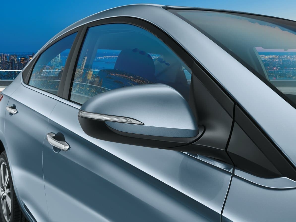 Hyundai Solaris II — Yan güzgü