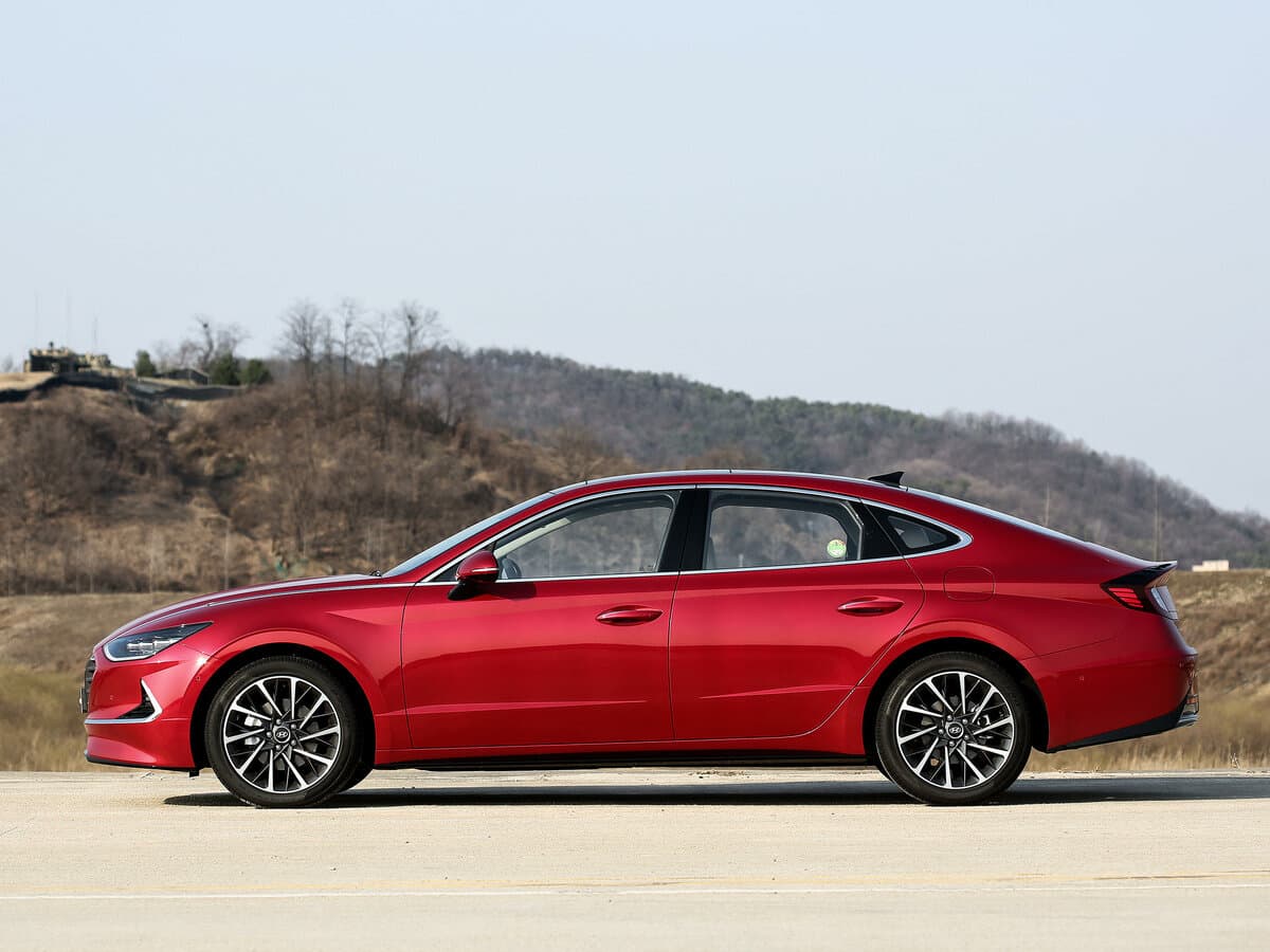 Hyundai Sonata VIII (DN8) — Yandan