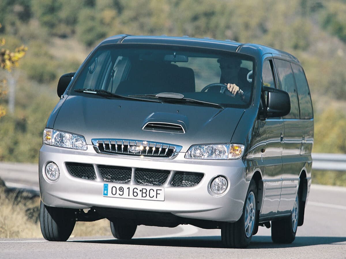 Hyundai Starex I — Öndən