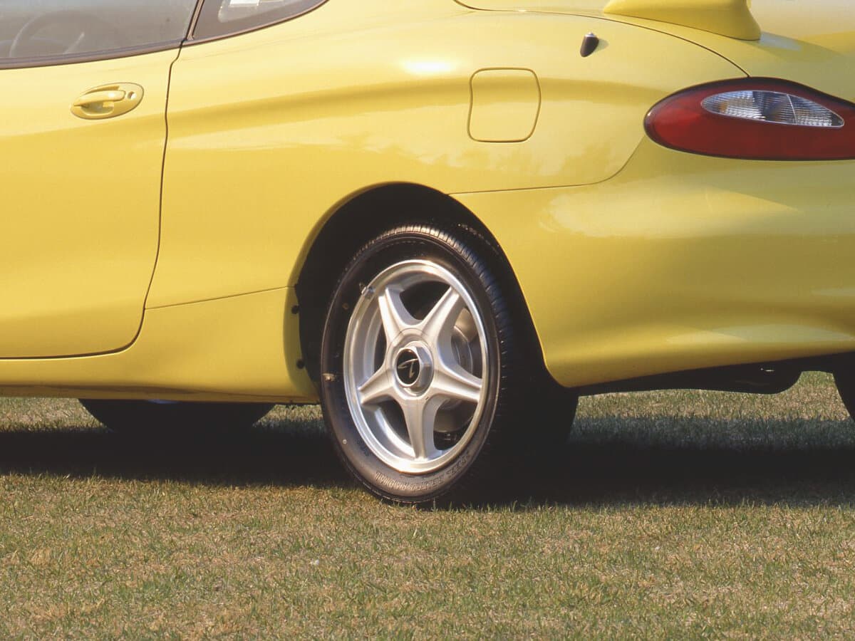 Hyundai Tiburon I (RC) — Təkər