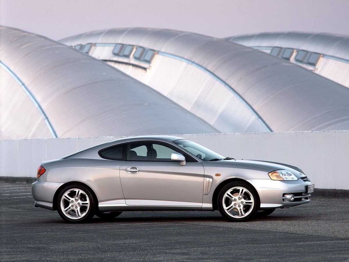 Hyundai Tiburon II (GK) — Yandan