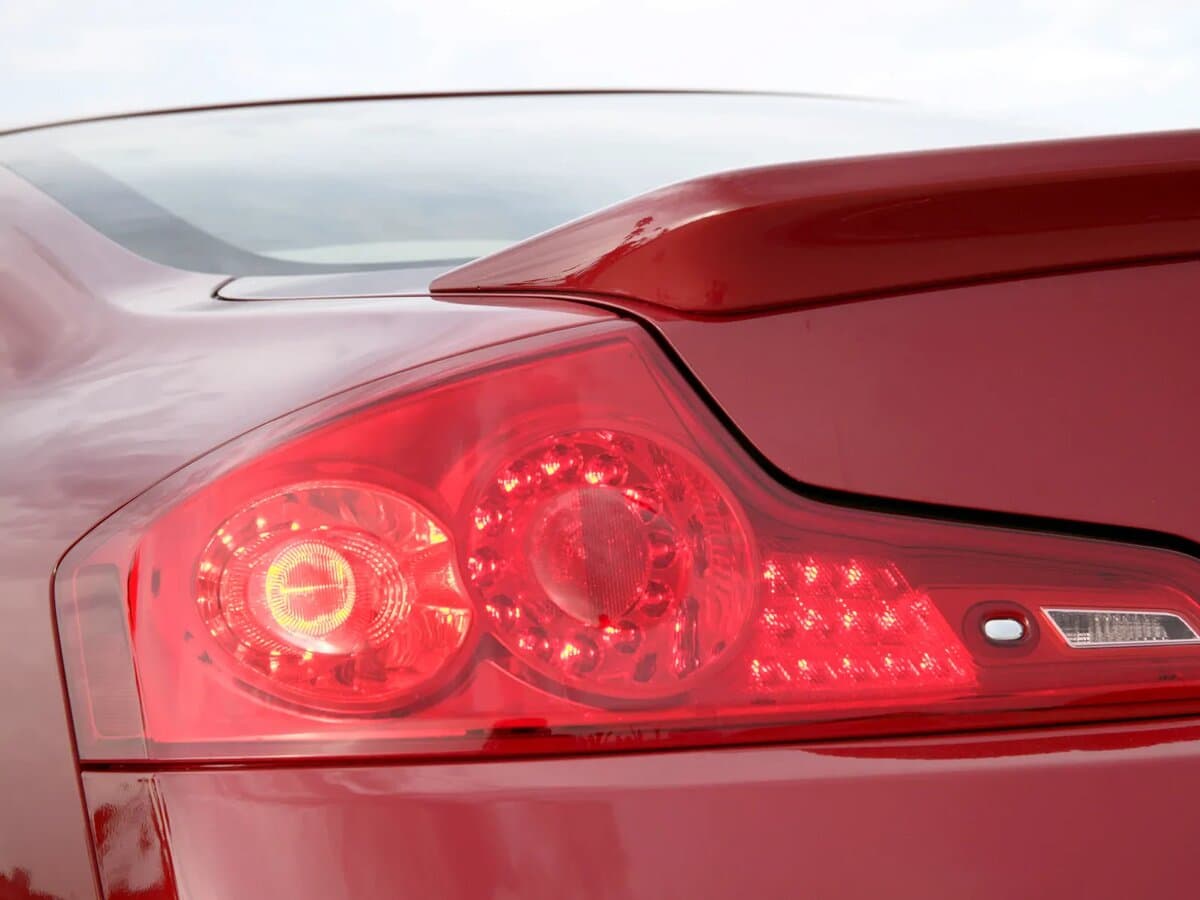 Infiniti G III — Detal