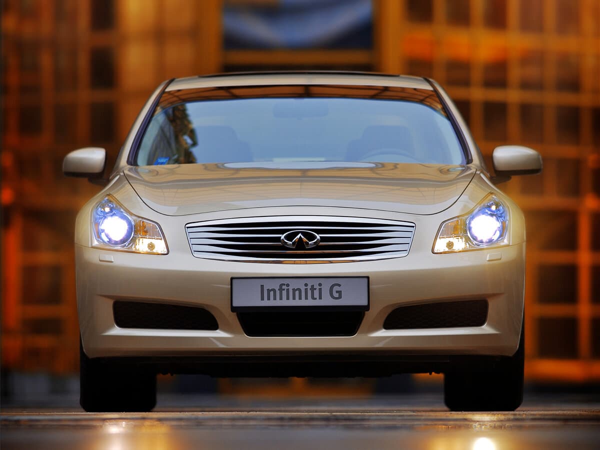 Infiniti G IV — Öndən