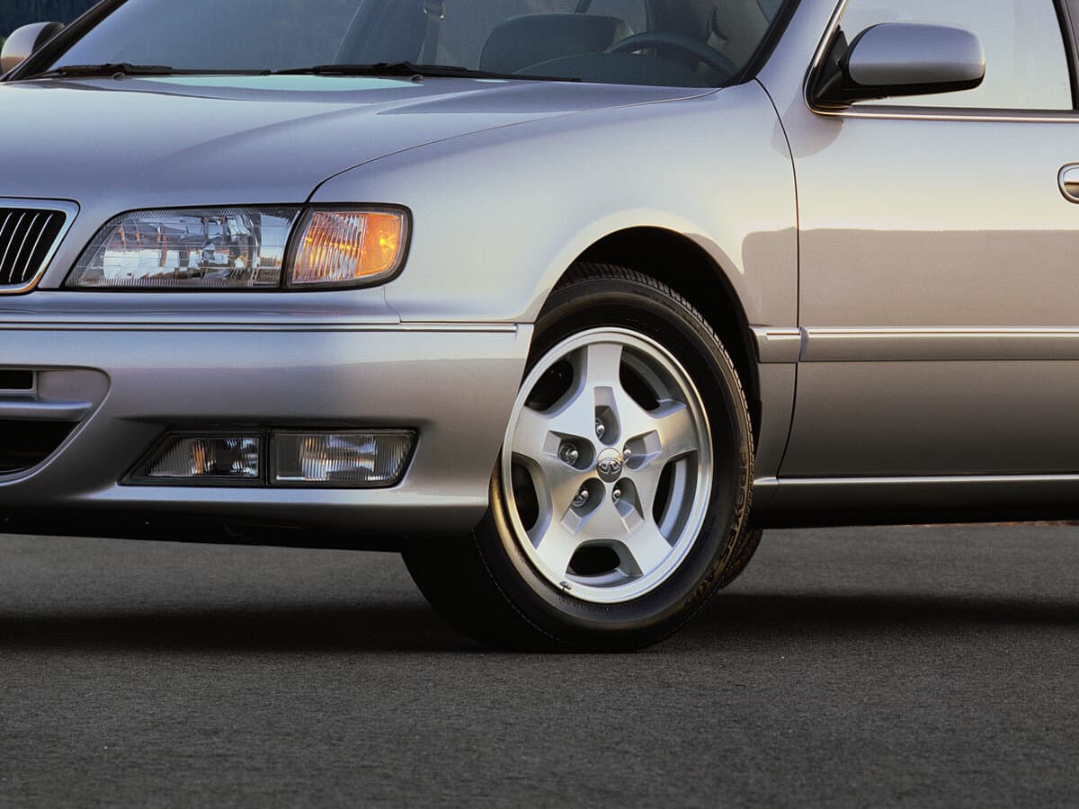 Infiniti I I — Təkər