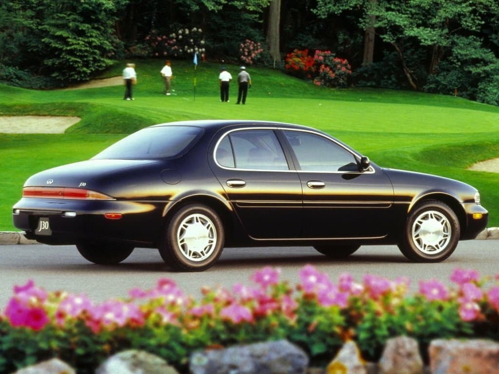 Infiniti J 1992 – 1997 — Yandan