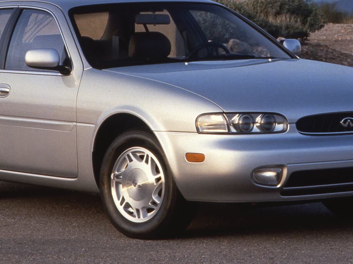 Infiniti J 1992 – 1997 — Təkər