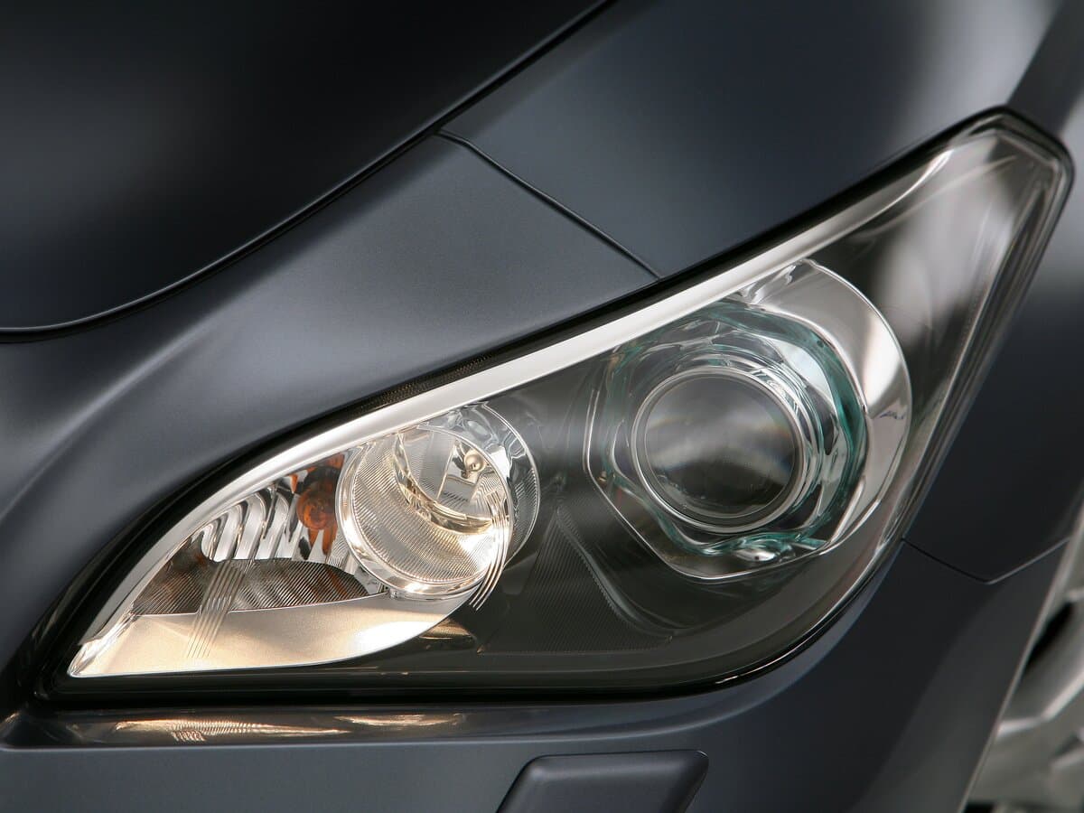 Infiniti M IV — Fara