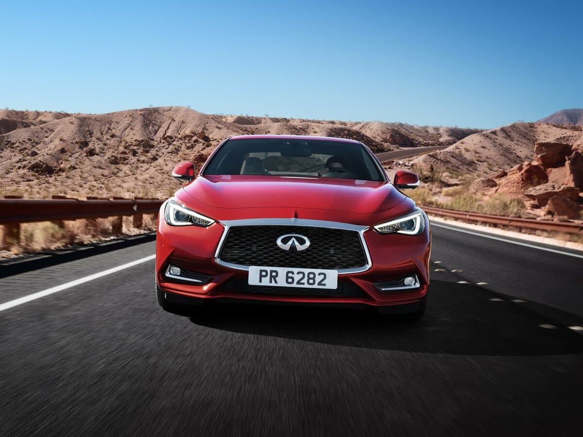 Infiniti Q60 II — Öndən