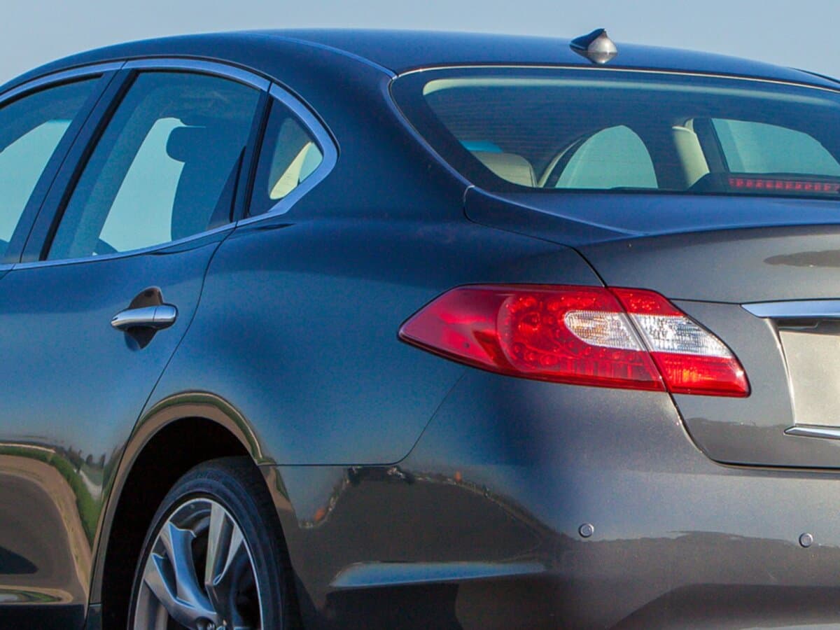 Infiniti Q70 I — Detal