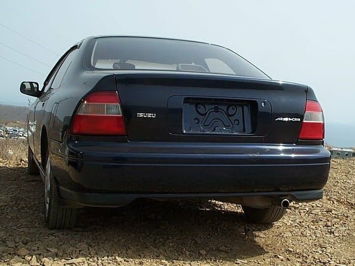 Isuzu Aska III — Arxadan