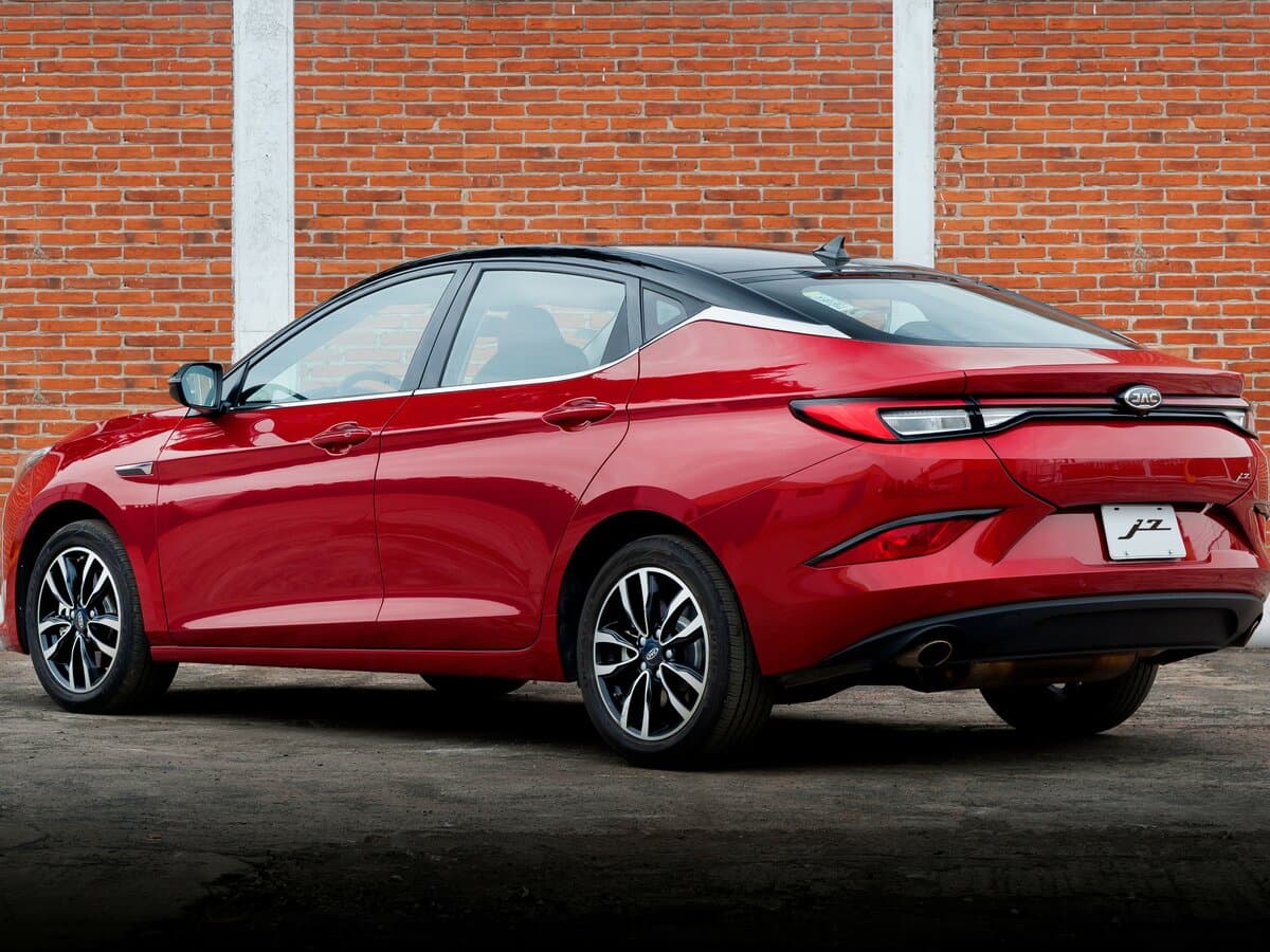 JAC J7 I — 3/4 arxadan