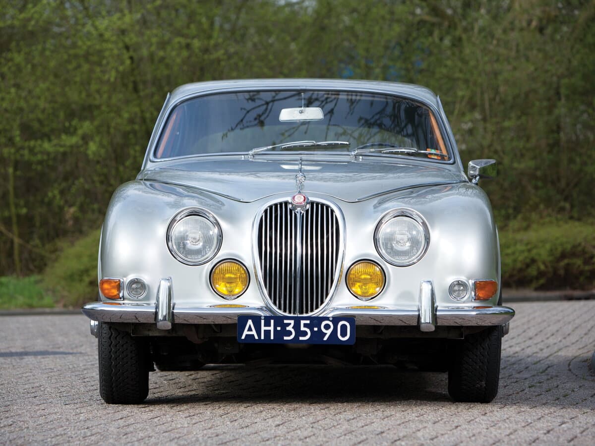 Jaguar S-Type (1963) — Öndən